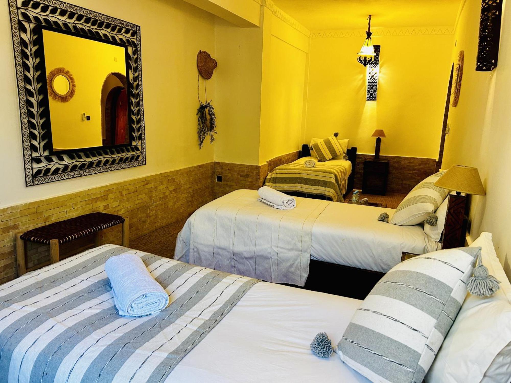 Kasbah Isfoula And Spa Ait Benhaddou Room photo