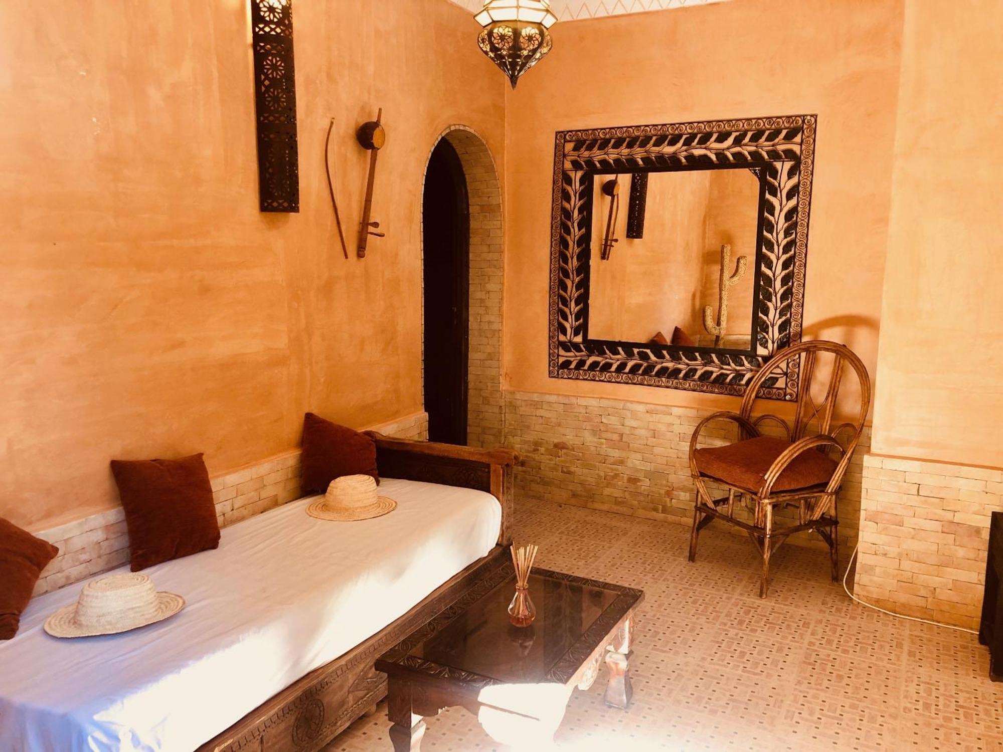 Kasbah Isfoula And Spa Ait Benhaddou Room photo