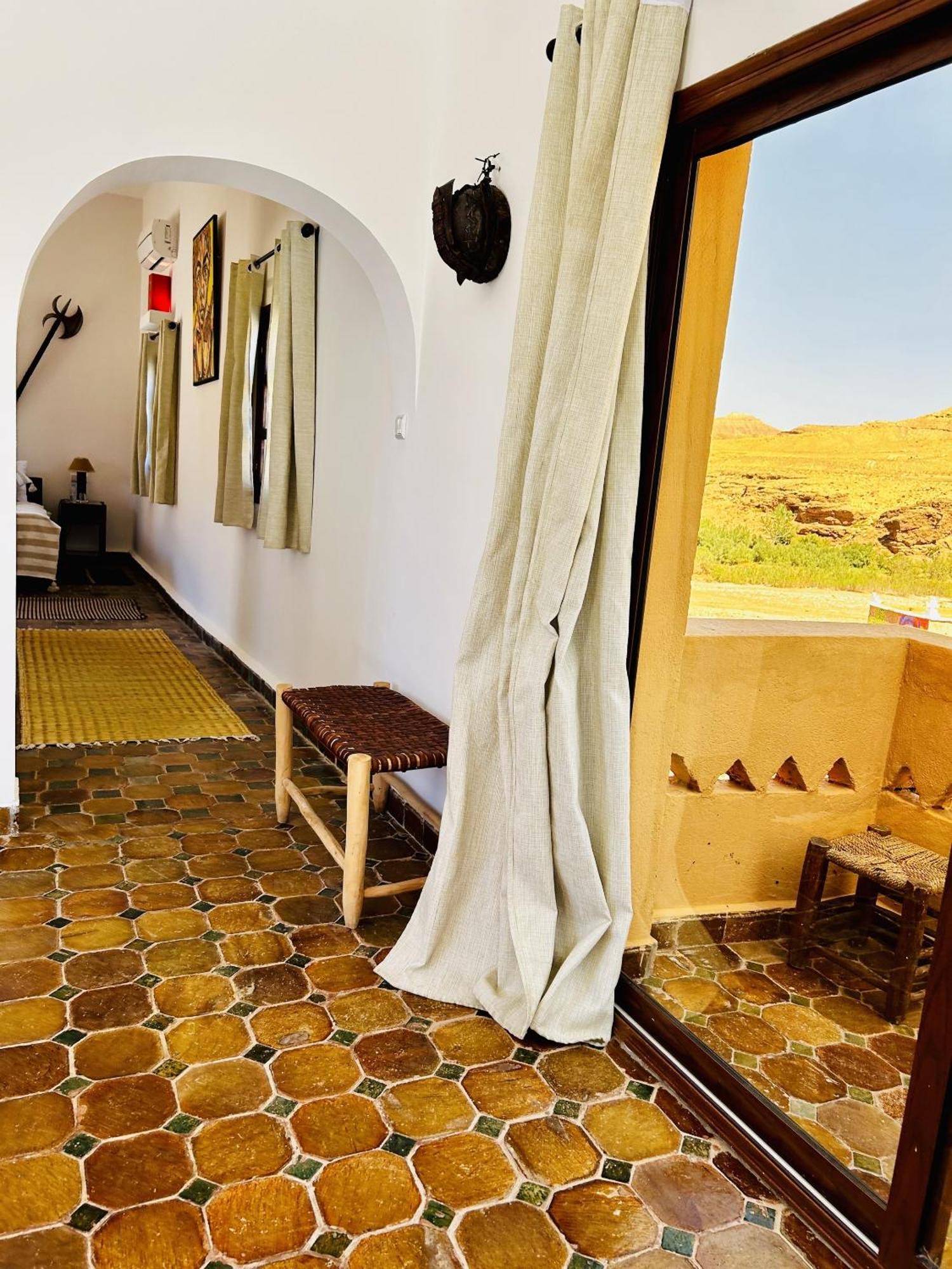 Kasbah Isfoula And Spa Ait Benhaddou Room photo