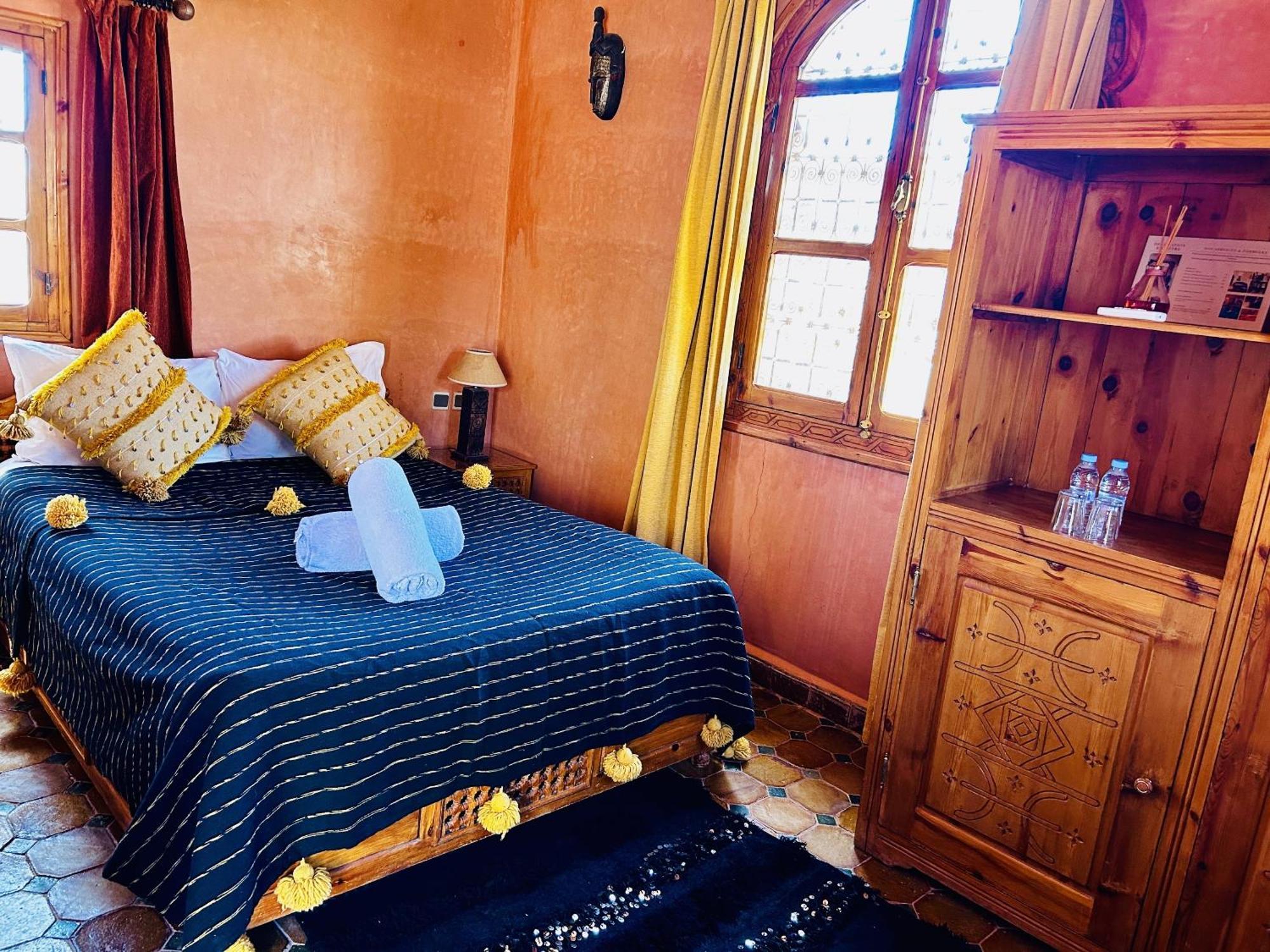 Kasbah Isfoula And Spa Ait Benhaddou Room photo
